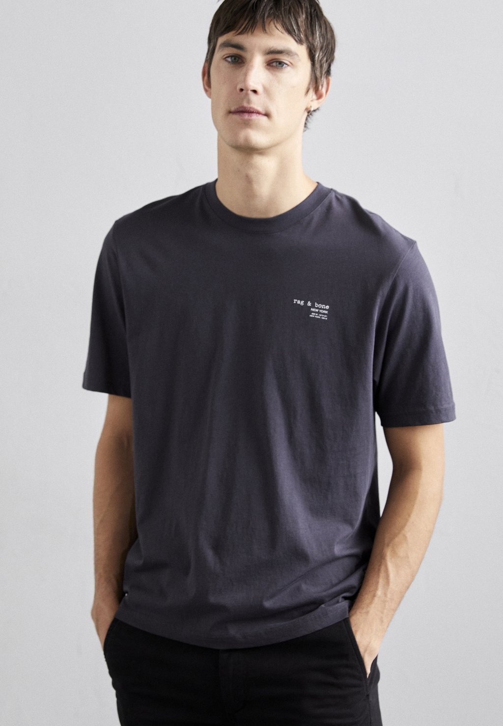 

Футболка с принтом TEE rag & bone, цвет black