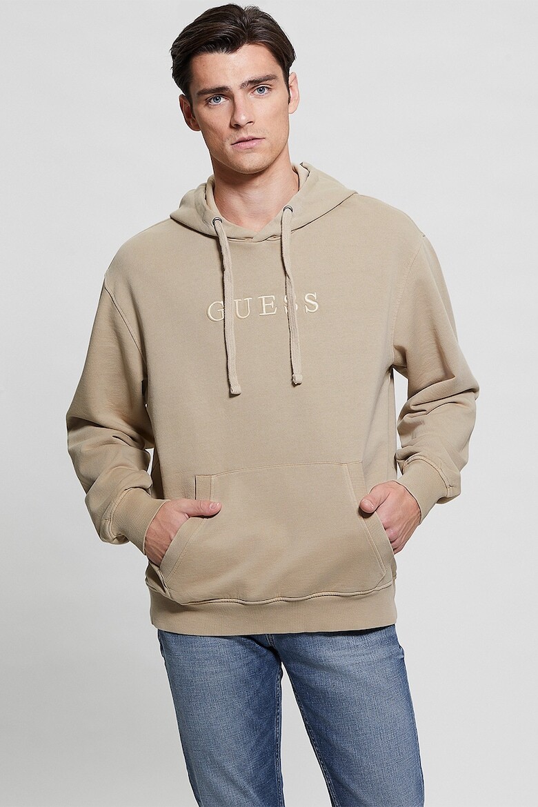 

Хлопковая толстовка с карманом-кенгуру Guess, бежевый