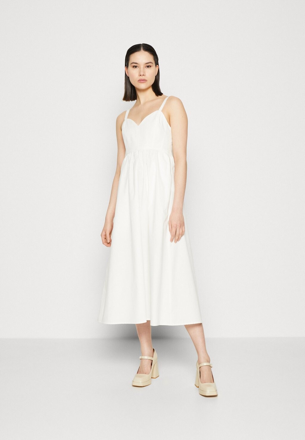 

Повседневное платье Aware by Vero Moda, белый