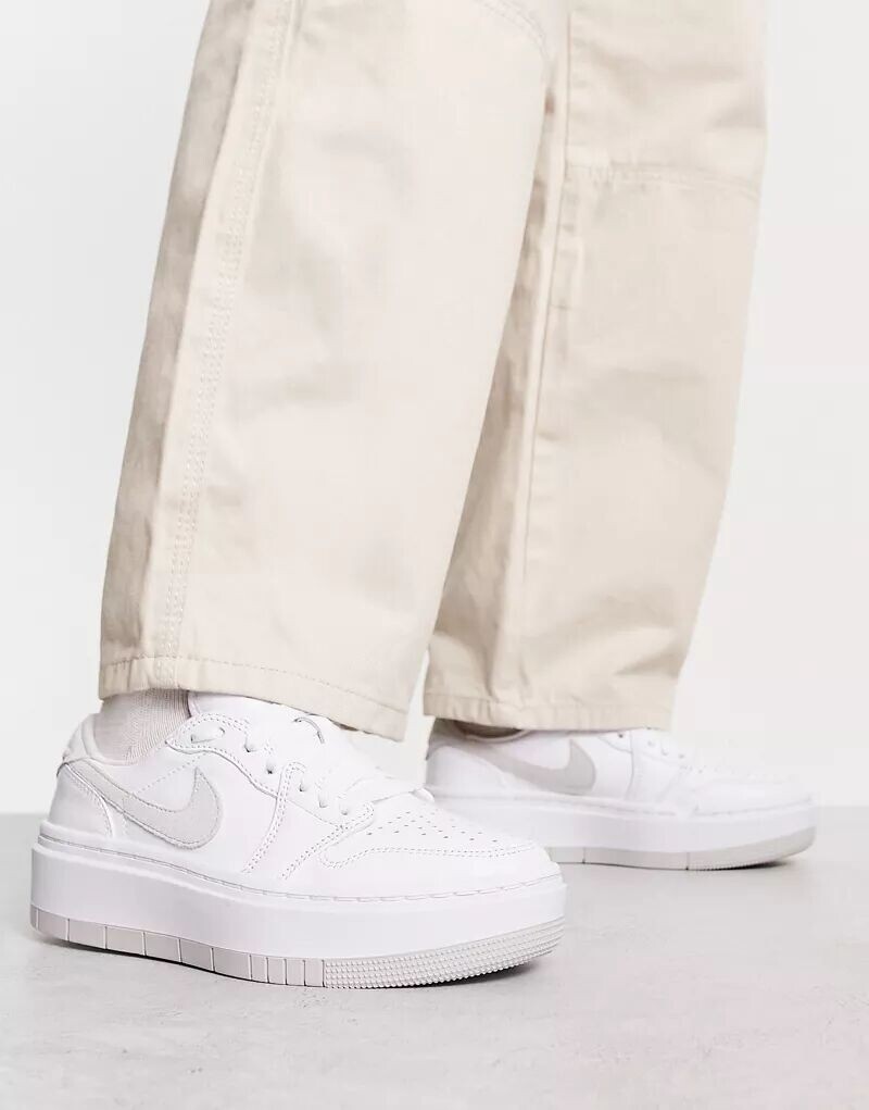 

Серо-белые кроссовки Jordan AJ1 Elevate Low