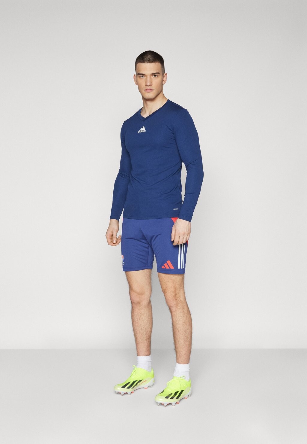 

Спортивные шорты Olympique Lyon Training Short adidas Performance, темно-синий