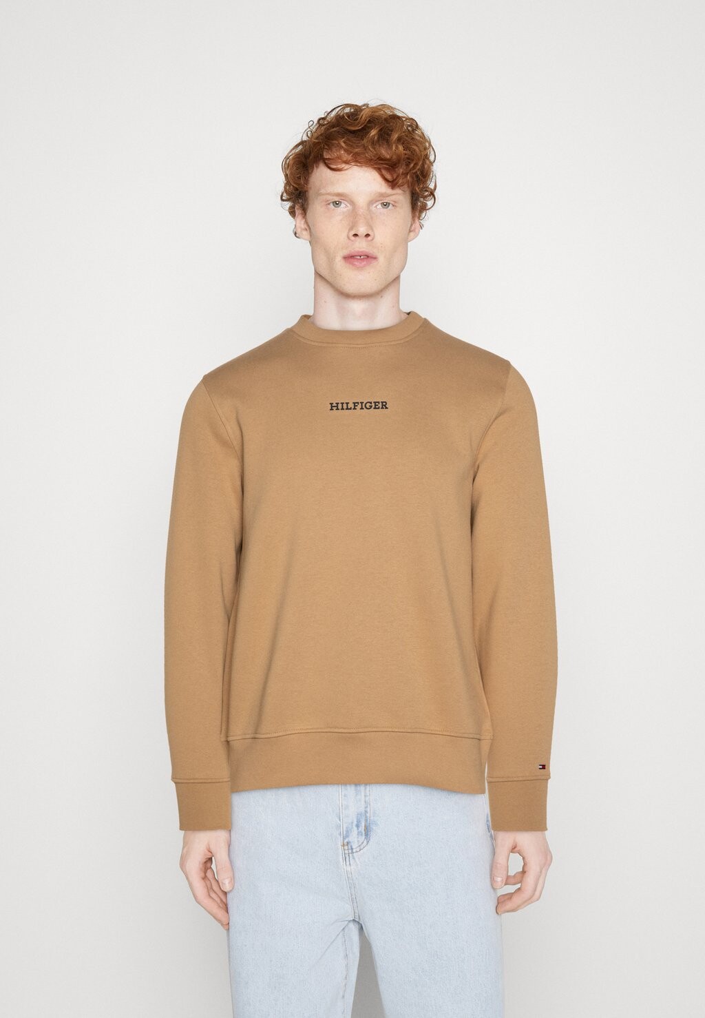 

Толстовка Tommy Hilfiger Monotype, классический хаки, Коричневый