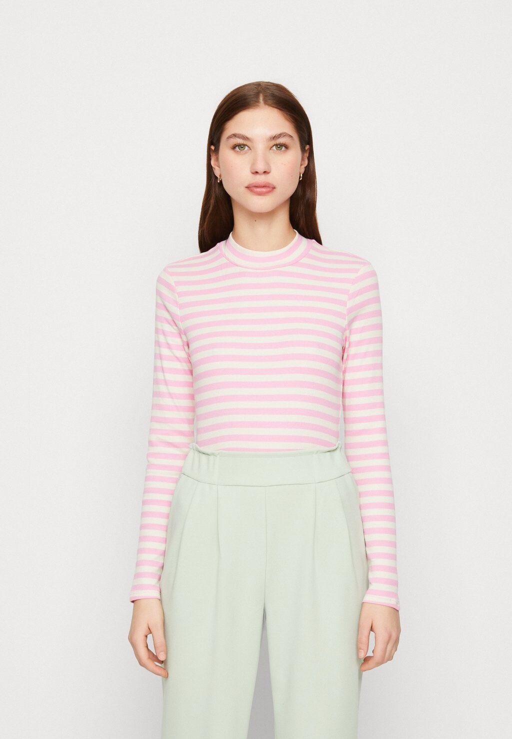 

Рубашка с длинным рукавом Monki