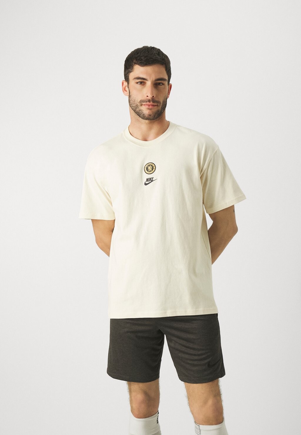 

Футболка с принтом CHELSEA LONDON PREMIUM ESSENTIAL TEE Nike, цвет natural