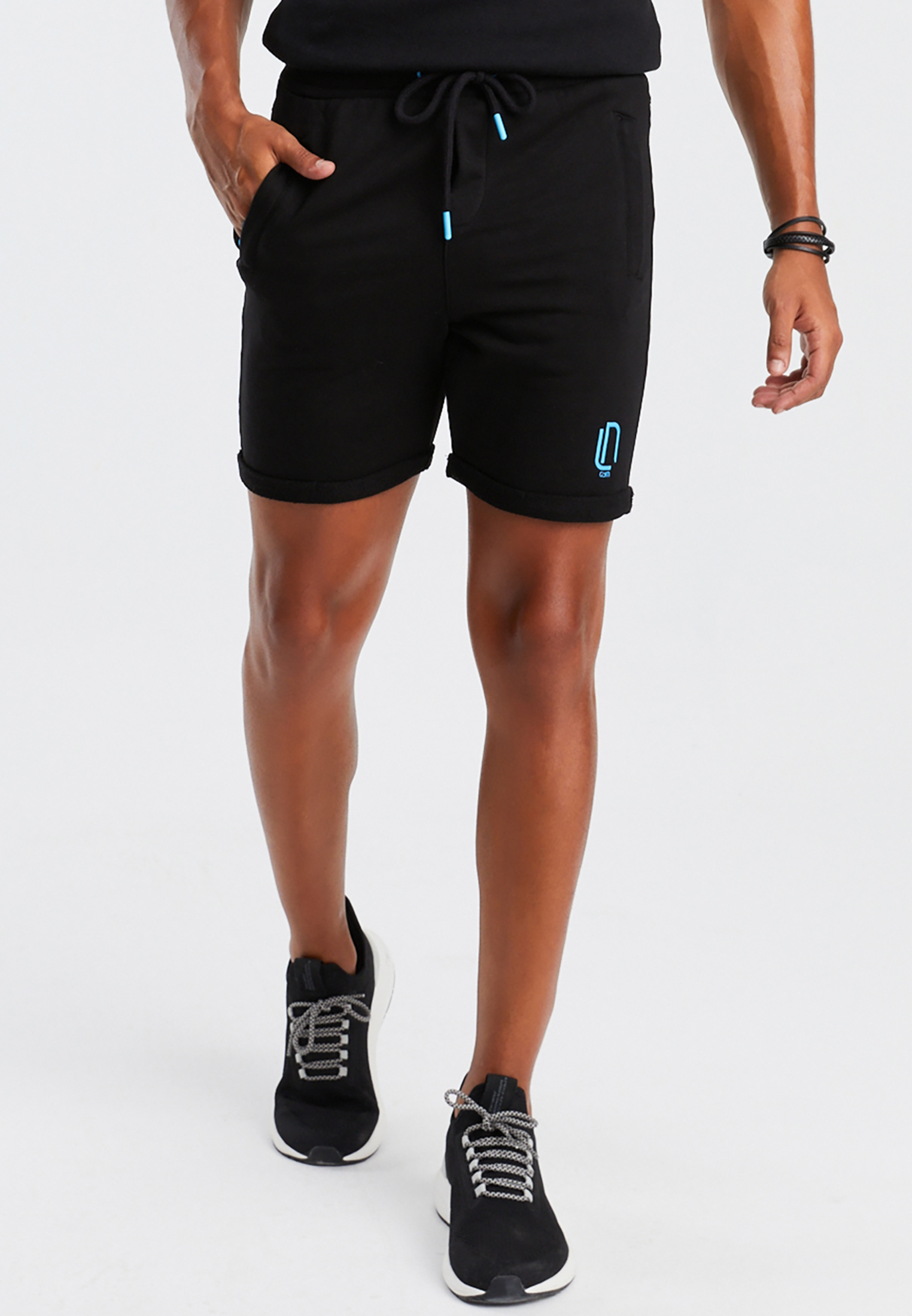 

Брюки Leif Nelson Herren Gym Short Herren Gym Short LN 8299, черный