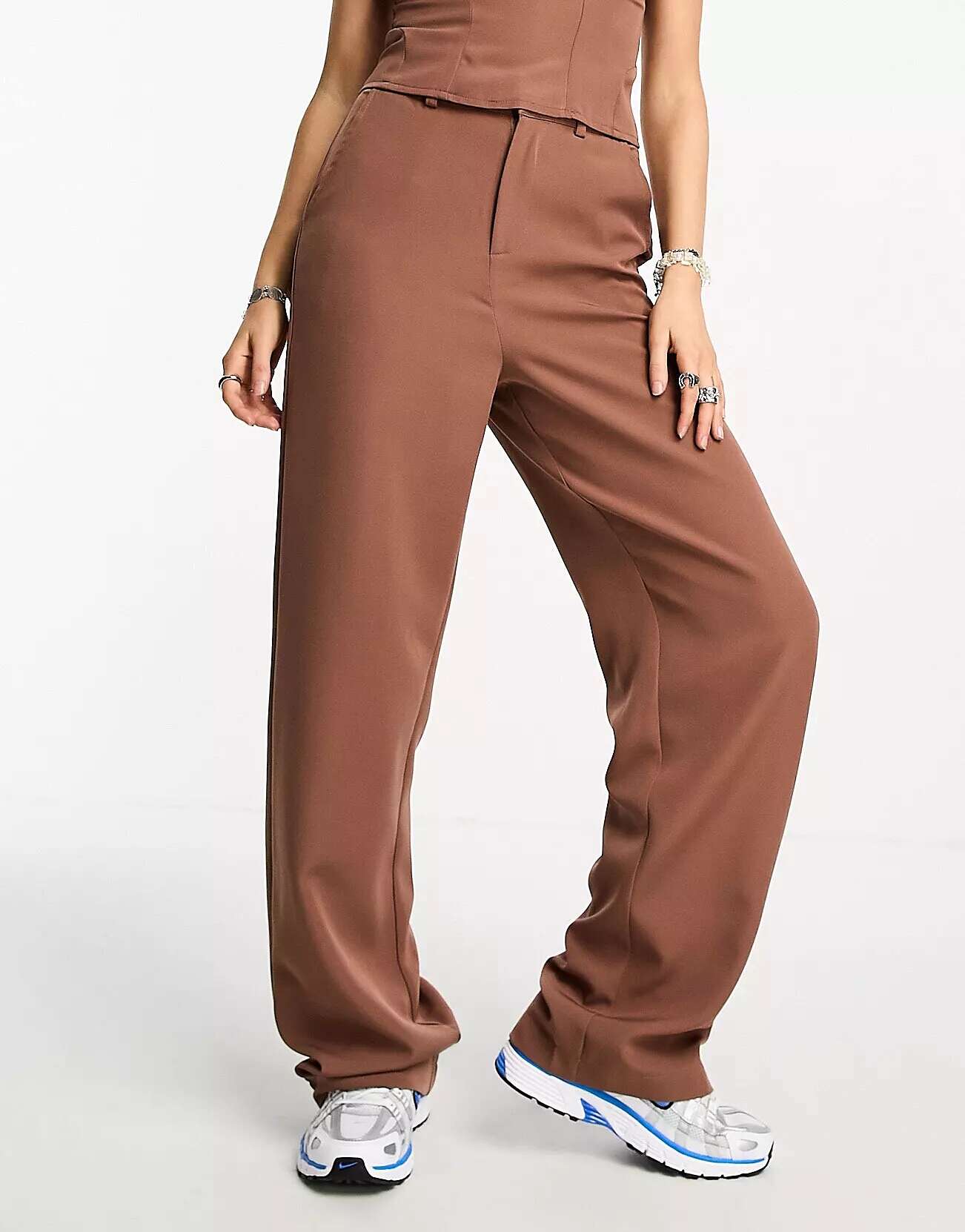 Широкие брюки Heartbreak светло-коричневого цвета только широкие брюки карго коричневого цвета