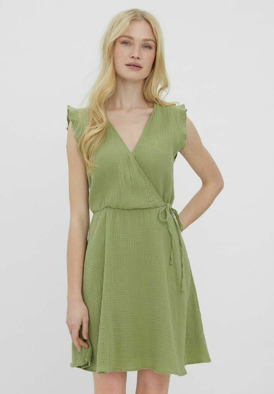 

Летнее платье Vero Moda, светло-зеленый