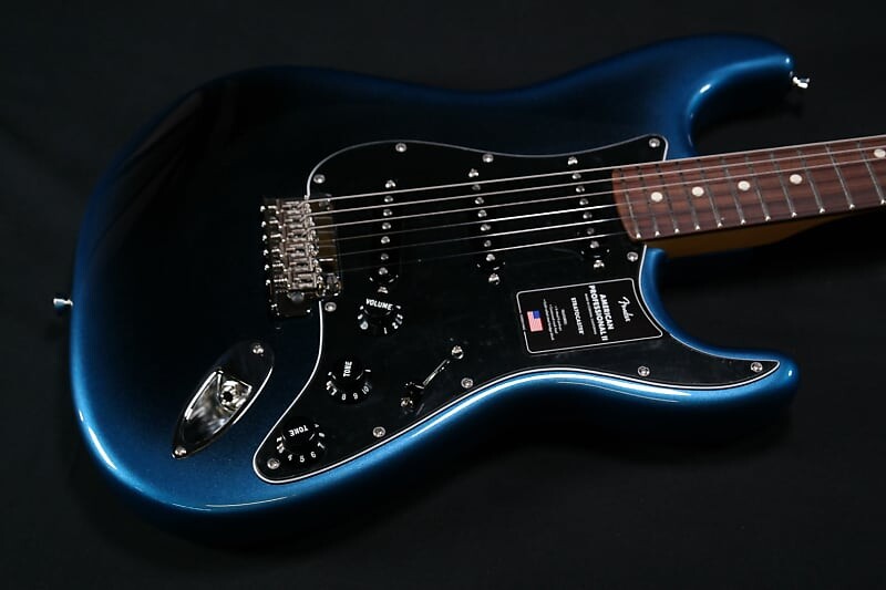 

Электрогитара Fender American Professional II Stratocaster - Rosewood Fingerboard - Dark Night 588