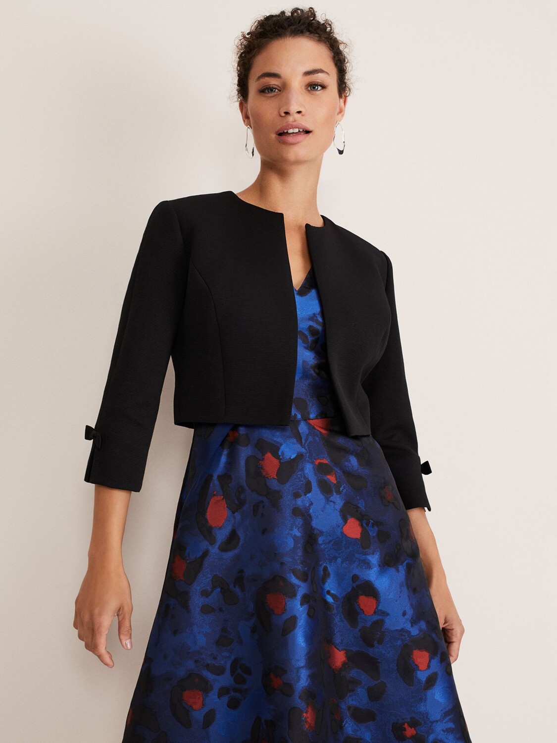 

Куртка Phase Eight Zoelle с бантом, черная, Черный