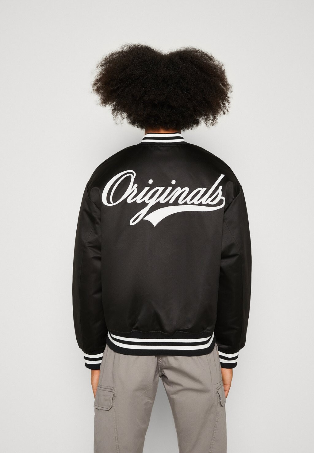 

Куртка-бомбер Jack & Jones