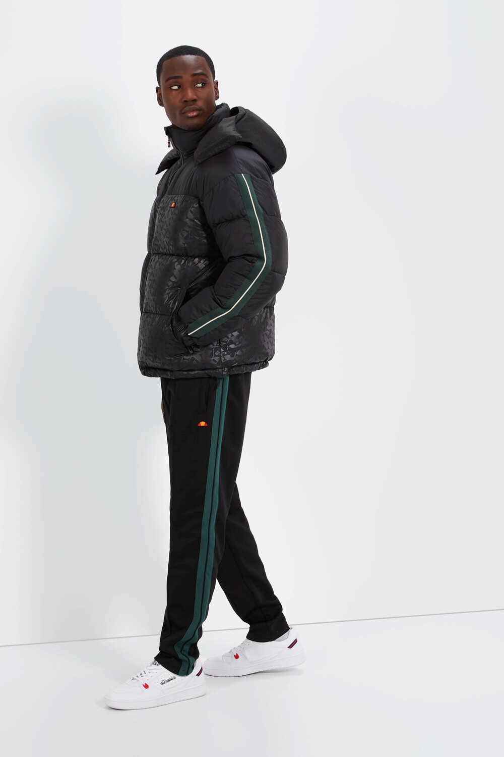 

Куртка - Черный - Классический крой Ellesse, черный