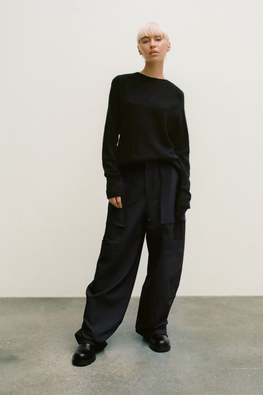 

Трикотажное платье из фольги ZARA, черный