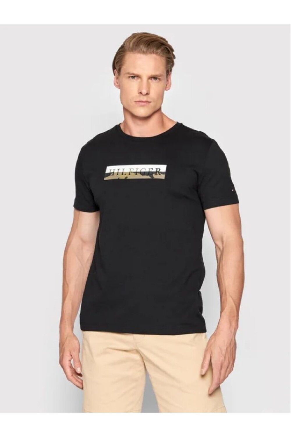 

Футболка Tommy Hilfiger, черный