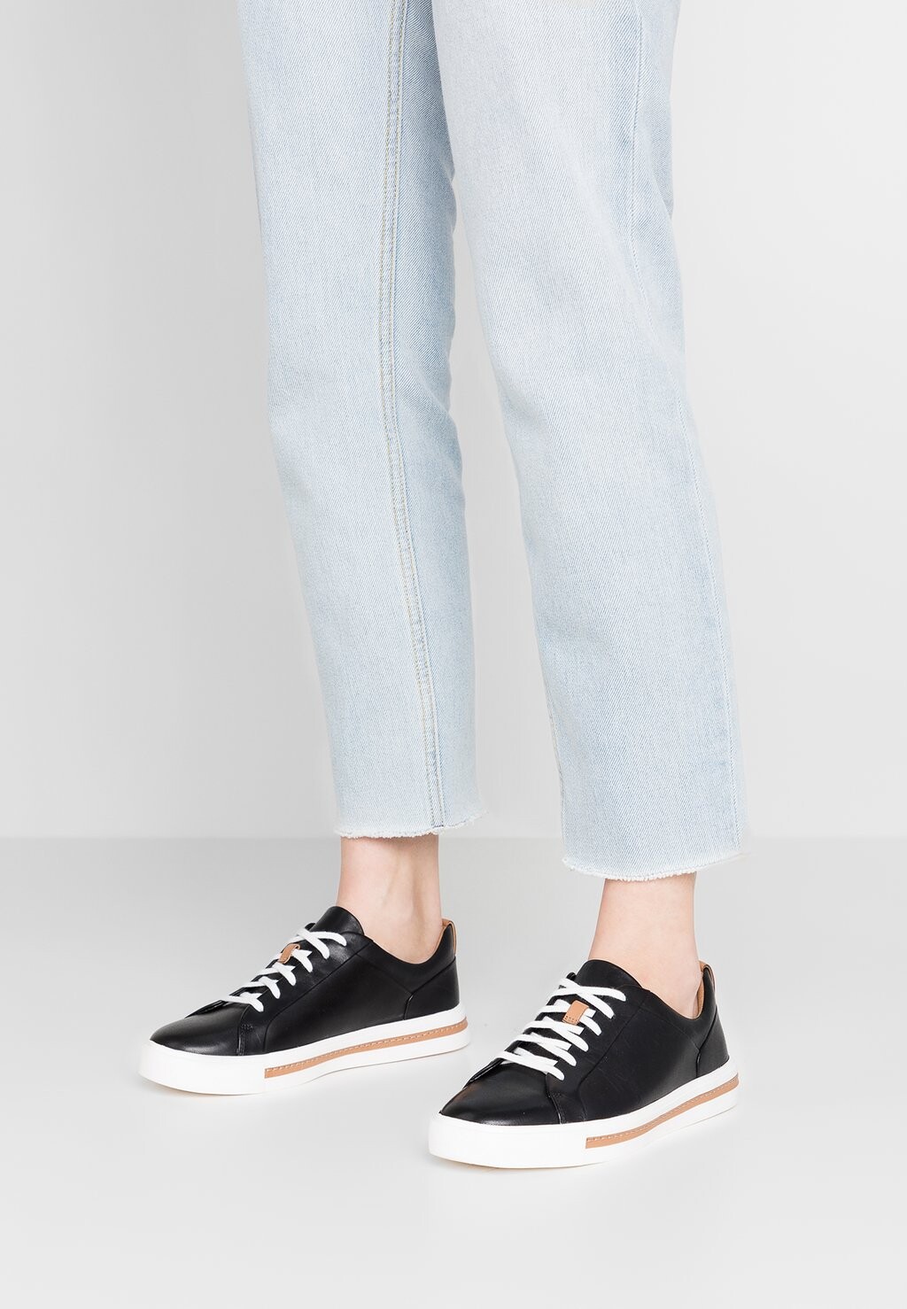

Кроссовки Clarks, черный