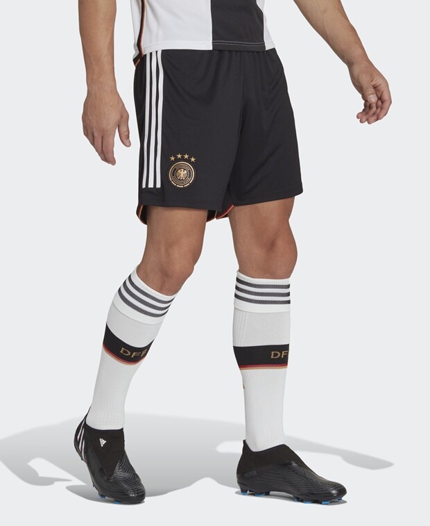 

Тренировочные шорты adidas, черный