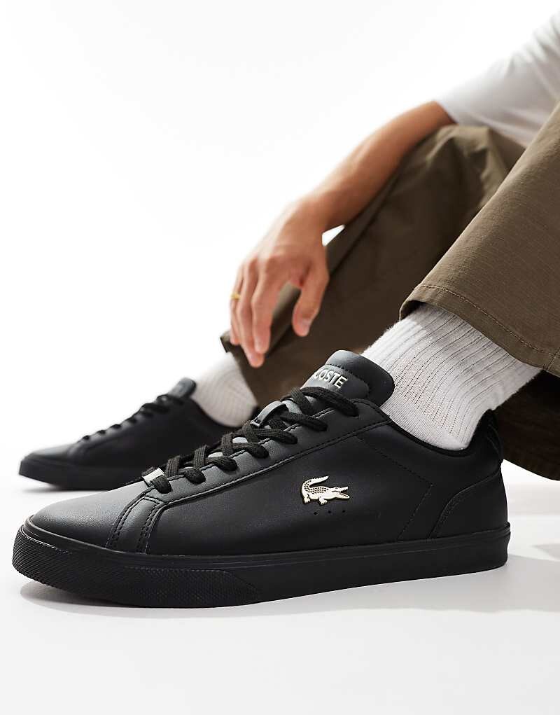 

Черные кроссовки Lacoste Lrond Pro