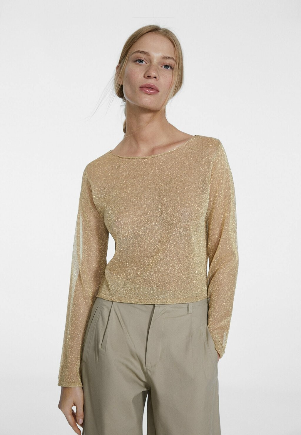 

Свитер Stradivarius