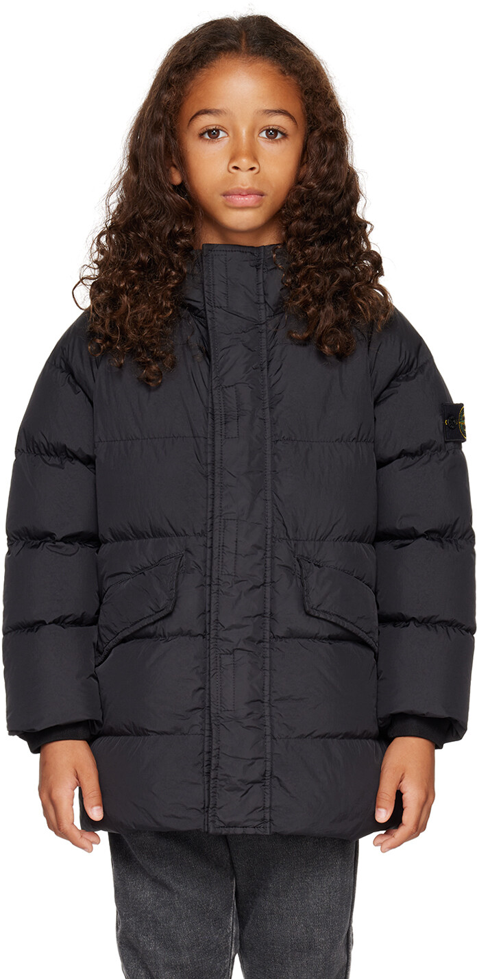

Детский черный пуховик реглан Stone Island Junior