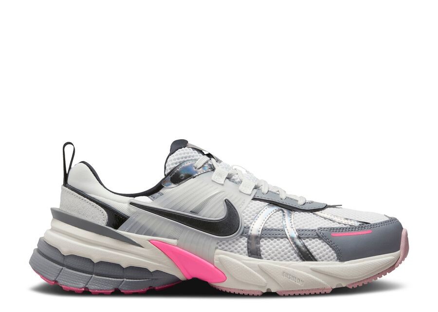 

Кроссовки Nike Wmns V2K Run 'Year Of The Dragon', белый