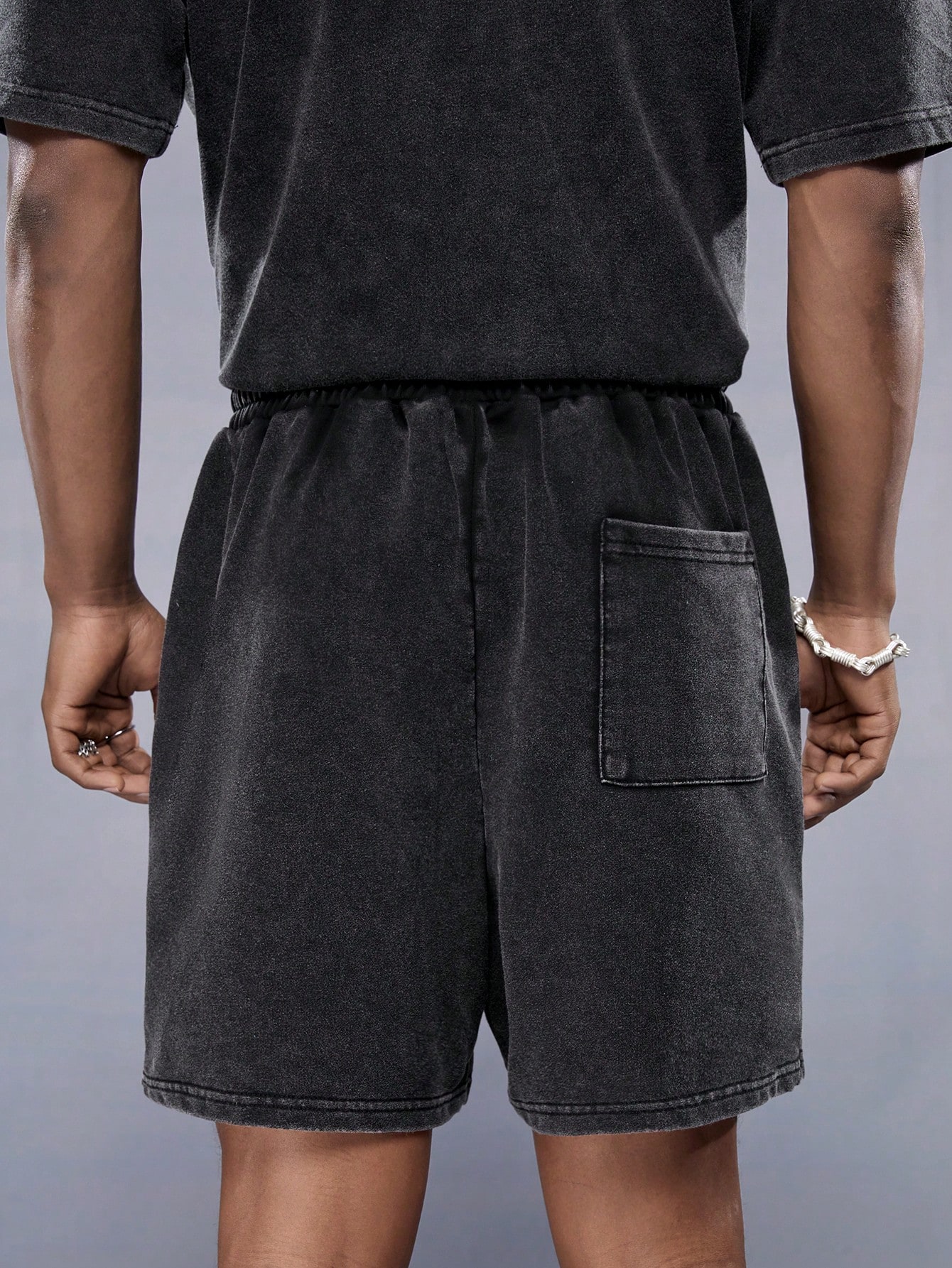 Manfinity StreetEZ Мужские однотонные трикотажные повседневные шорты с эластичной резинкой на талии, темно-серый