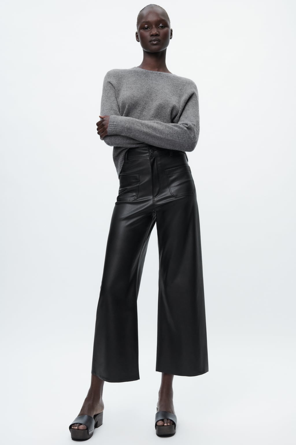 

Темно-синие прямые брюки из искусственной кожи с высокой талией Zw ZARA, черный
