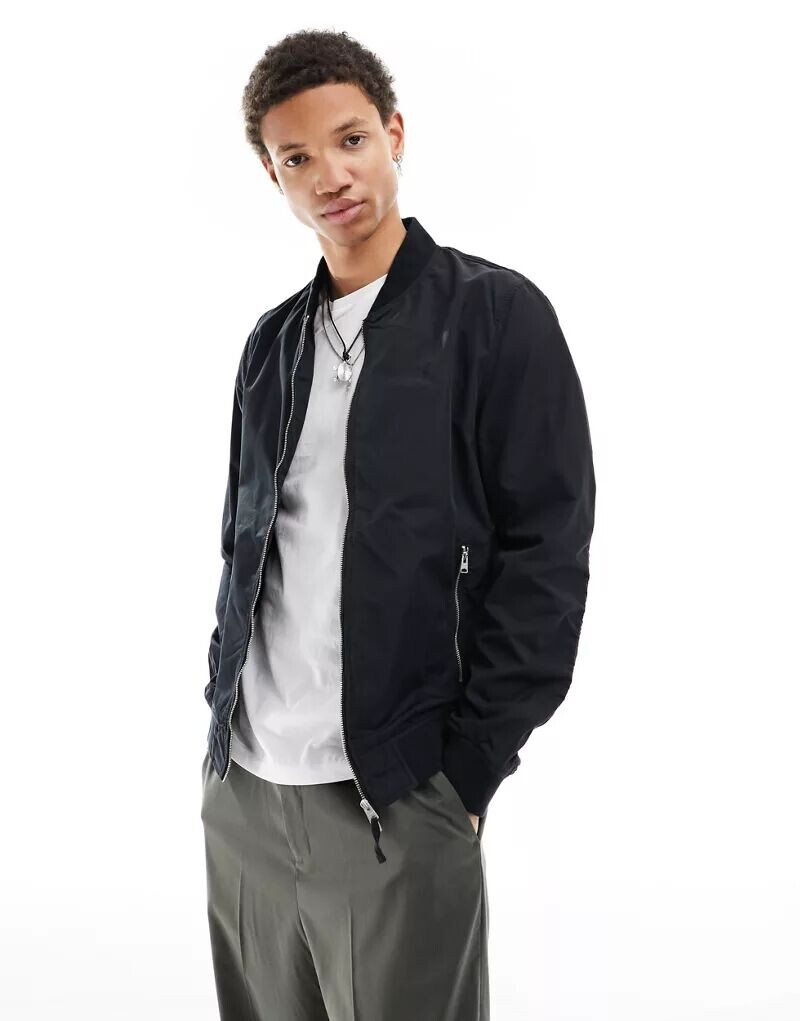 

Черная куртка-бомбер AllSaints Bassett