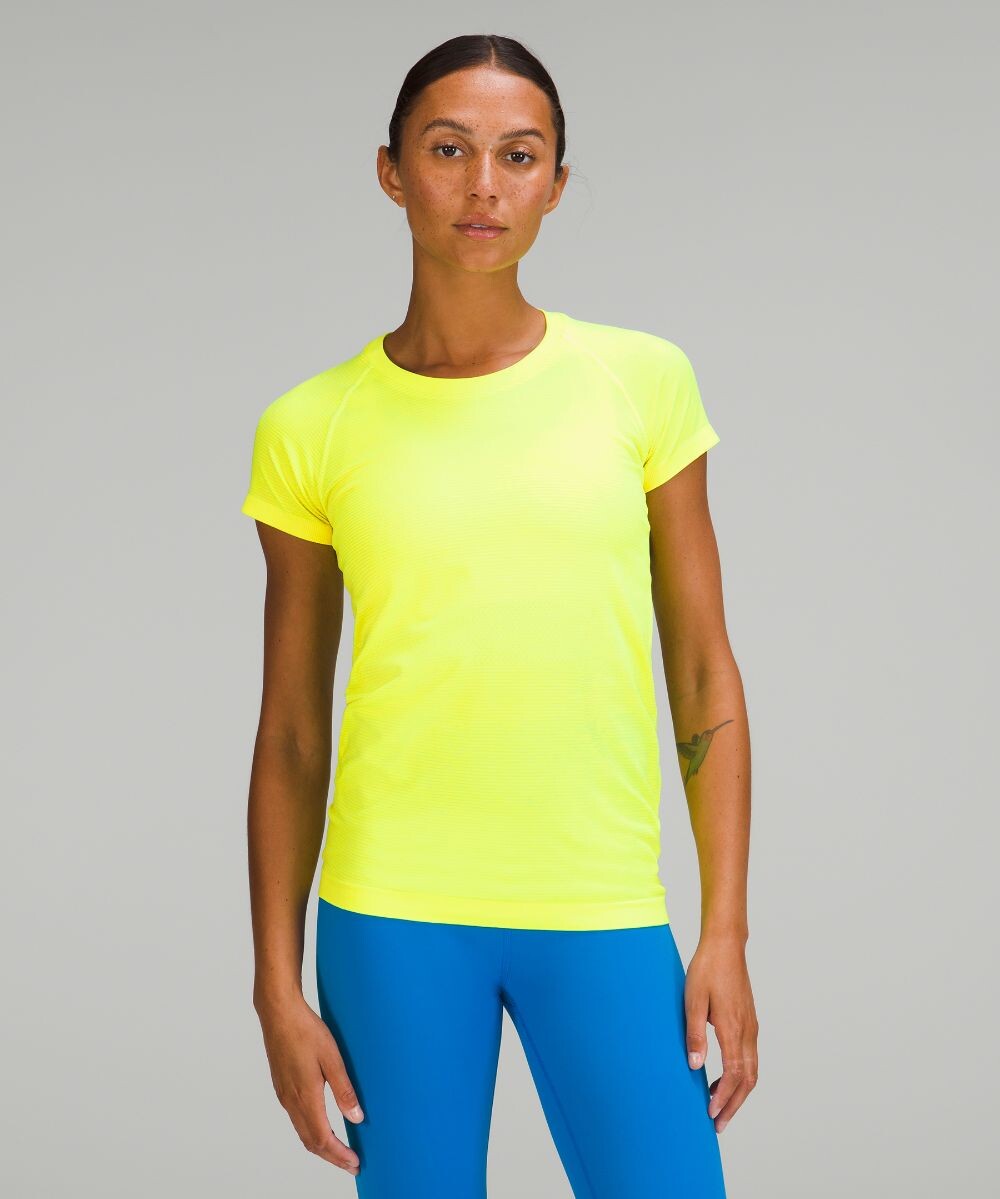 

Рубашка с короткими рукавами Swiftly Tech 2.0 Lululemon, желтый