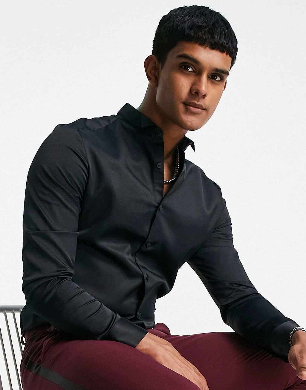

Черная атласная рубашка скинни с воротником-стойкой ASOS DESIGN