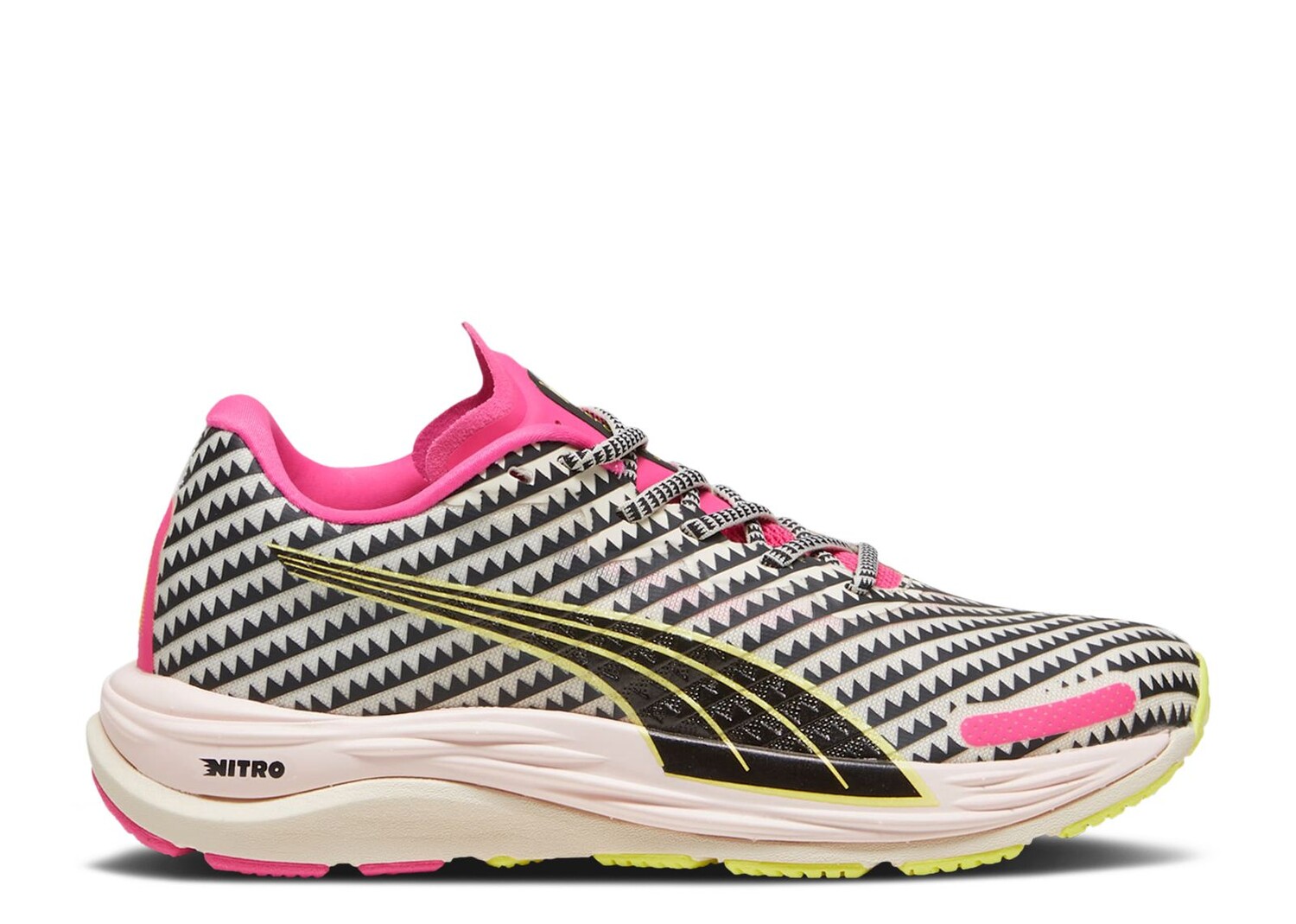 

Кроссовки Puma Lemlem X Wmns Velocity Nitro 2 'Ghost Pepper', кремовый, Бежевый
