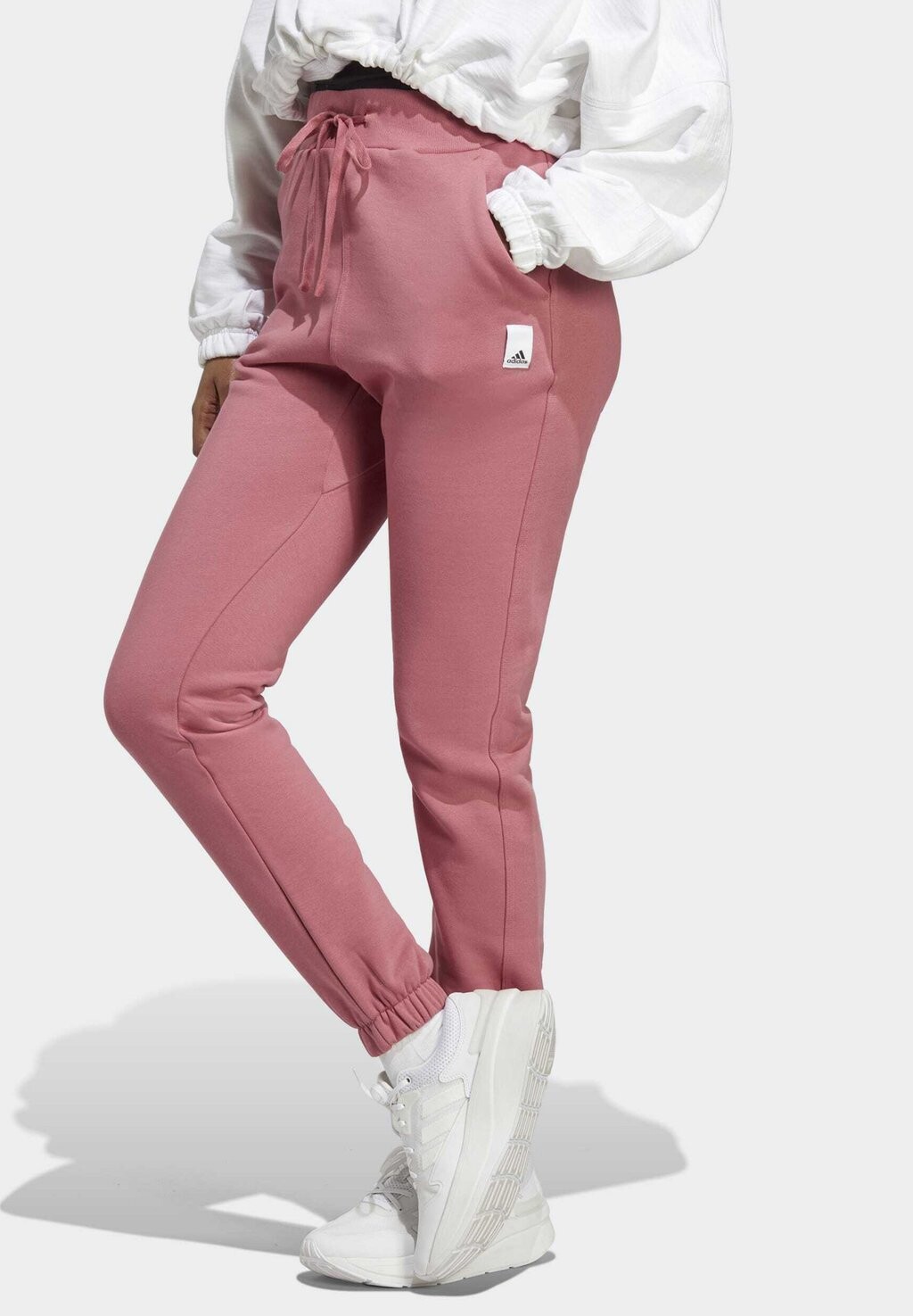 

Спортивные брюки Adidas