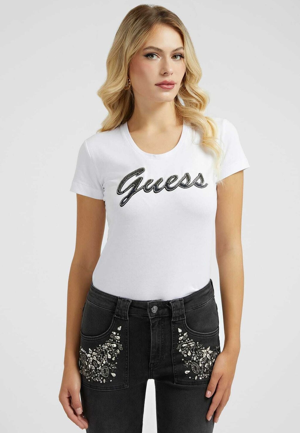 

Футболка с принтом Guess
