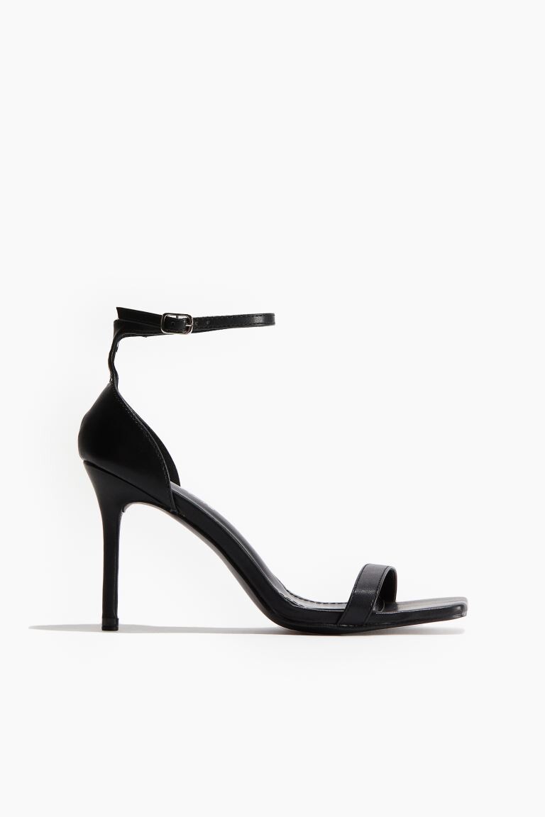 

Сандалии vela на каблуке Public Desire, черный