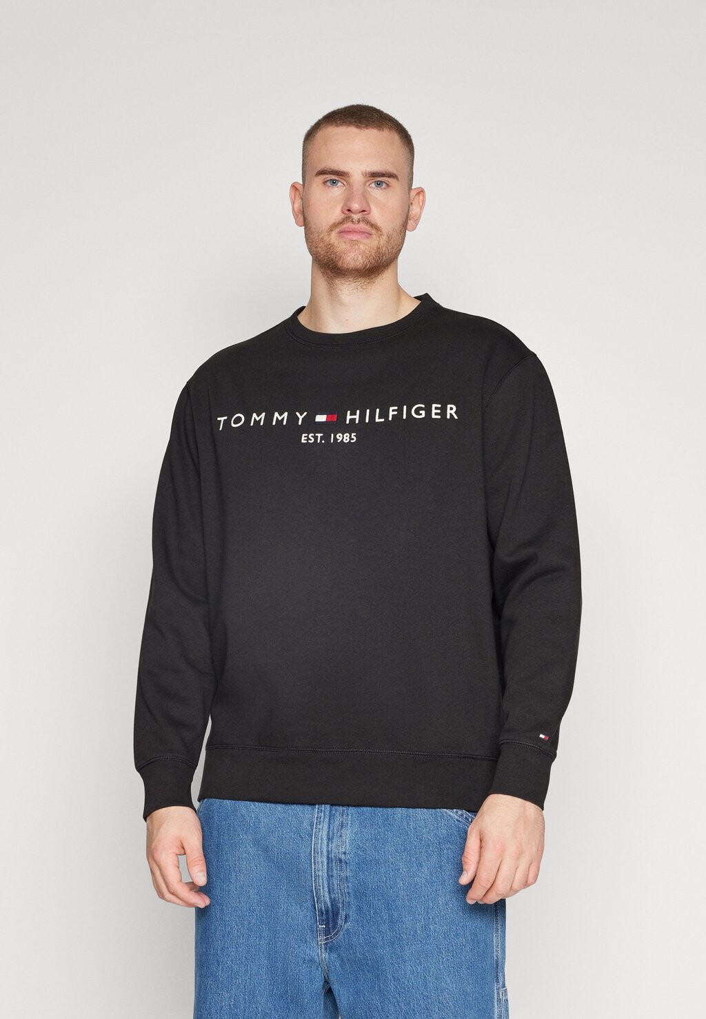 

Толстовка Tommy Hilfiger ЛОГОТИП, черный