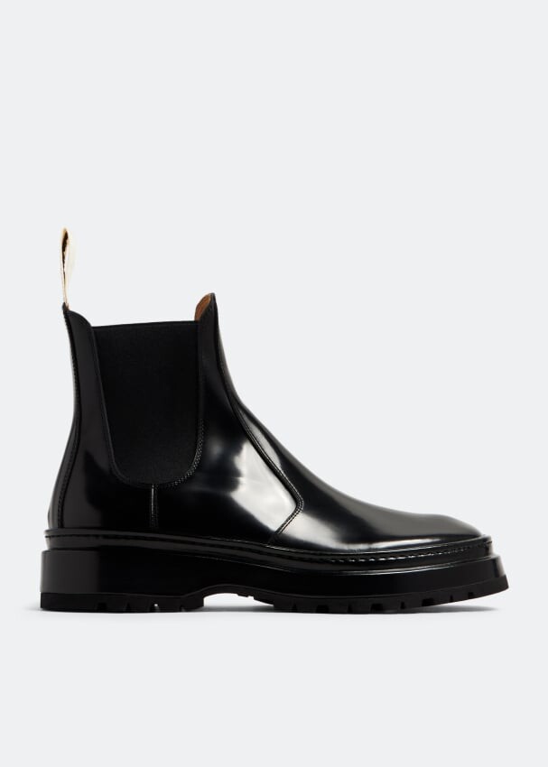 

Ботинки Jacquemus Les Chelsea Pavane, черный