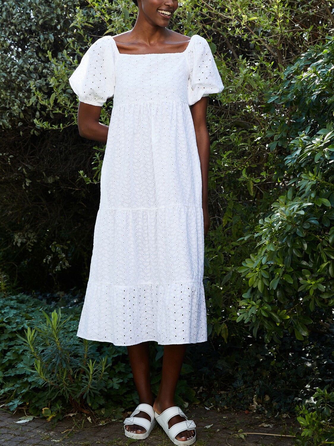 

Платье Baukjen Evangeline Broderie Anglaise, чисто-белый