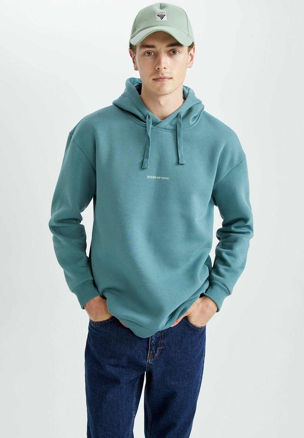 

Толстовка Boxy Fit DeFacto, зеленый