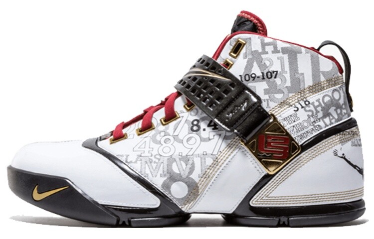 

Кроссовки Nike Zoom LeBron 5 Мистер Баскетбол