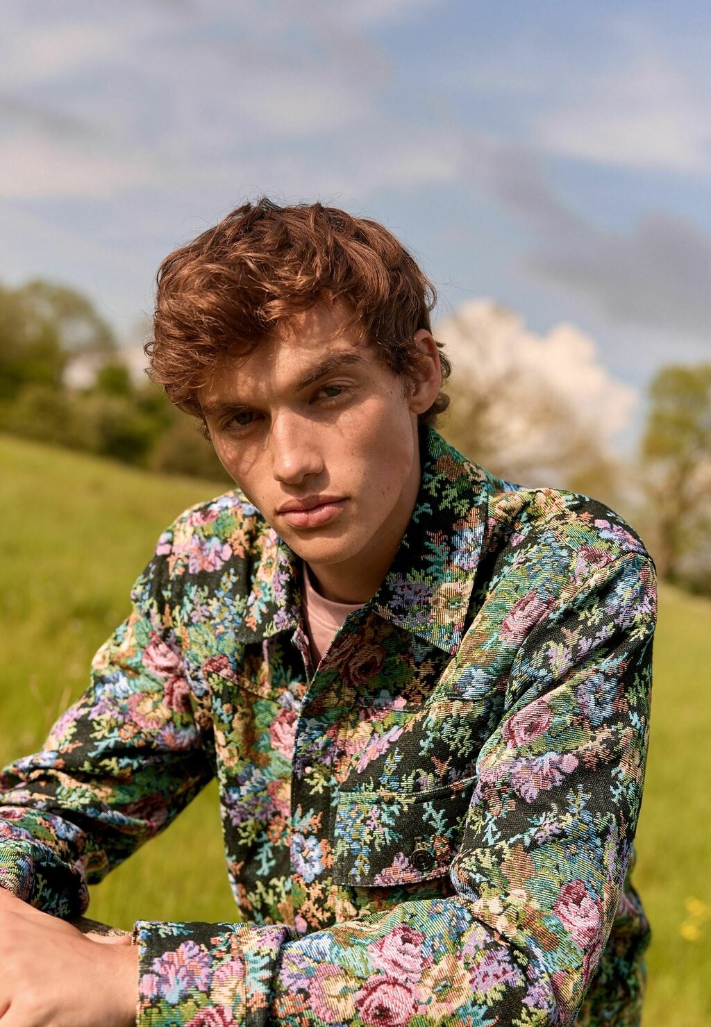 

Летняя куртка FLORAL EMBROIDERED SHACKET. REGULAR FIT Next, розовый