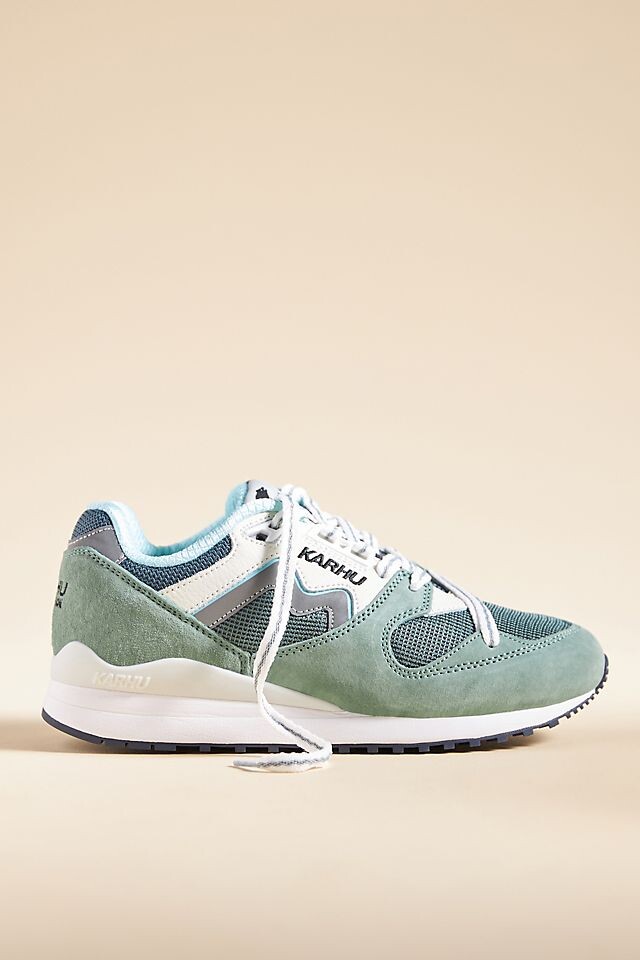 

Классические кроссовки Karhu Synchron, цвет iceberg green | lily white