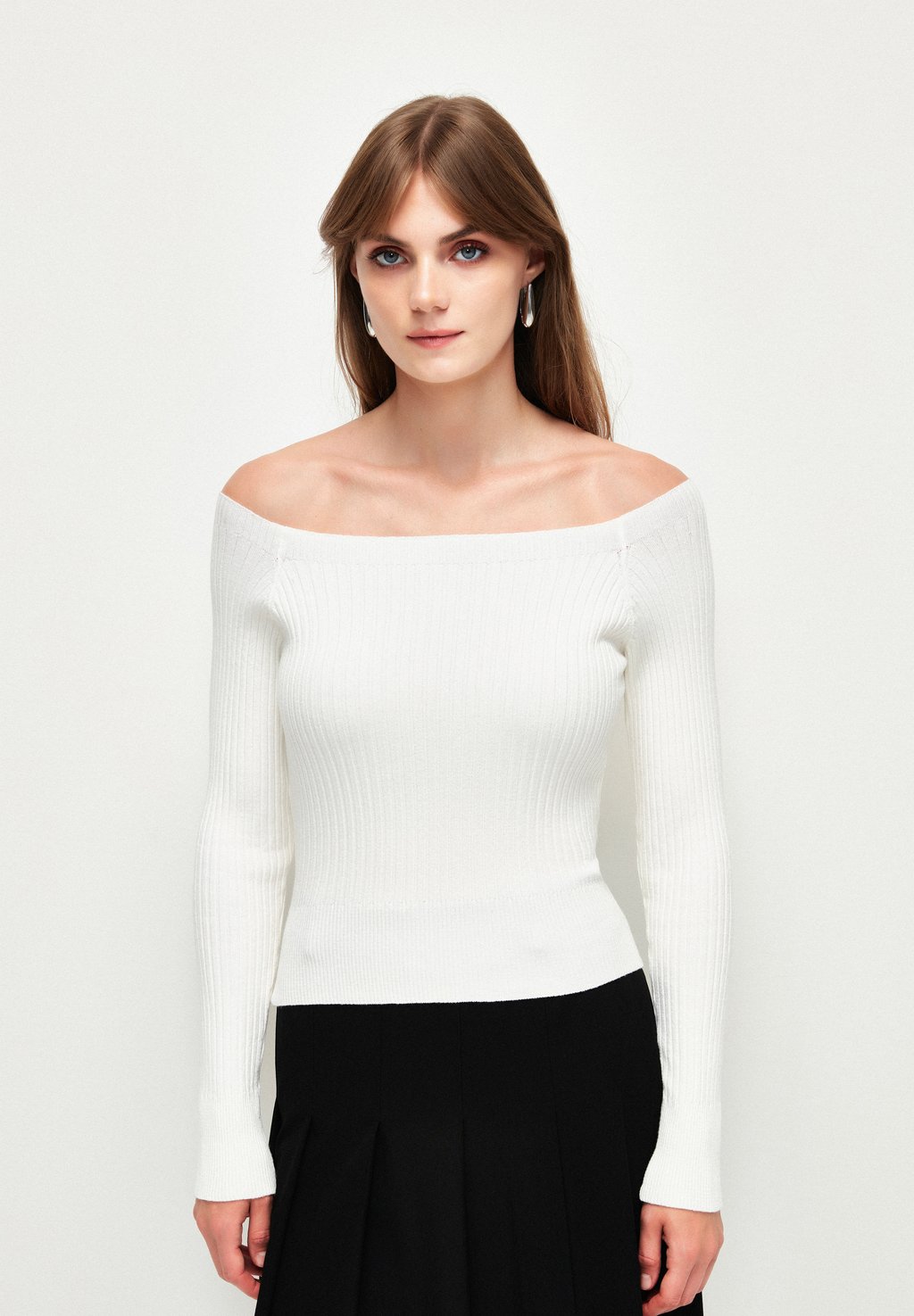 Вязаный свитер adL, цвет white