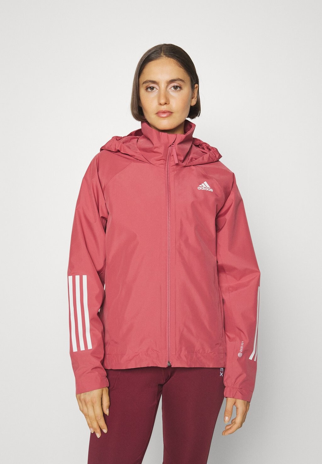 

Водонепроницаемая куртка Adidas, красный