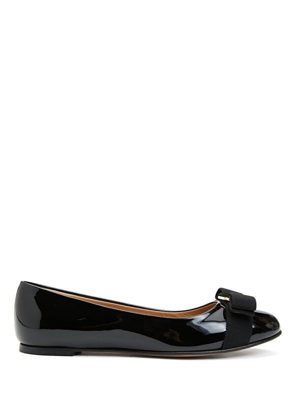 

Женские лакированные балетки Ferragamo, черный