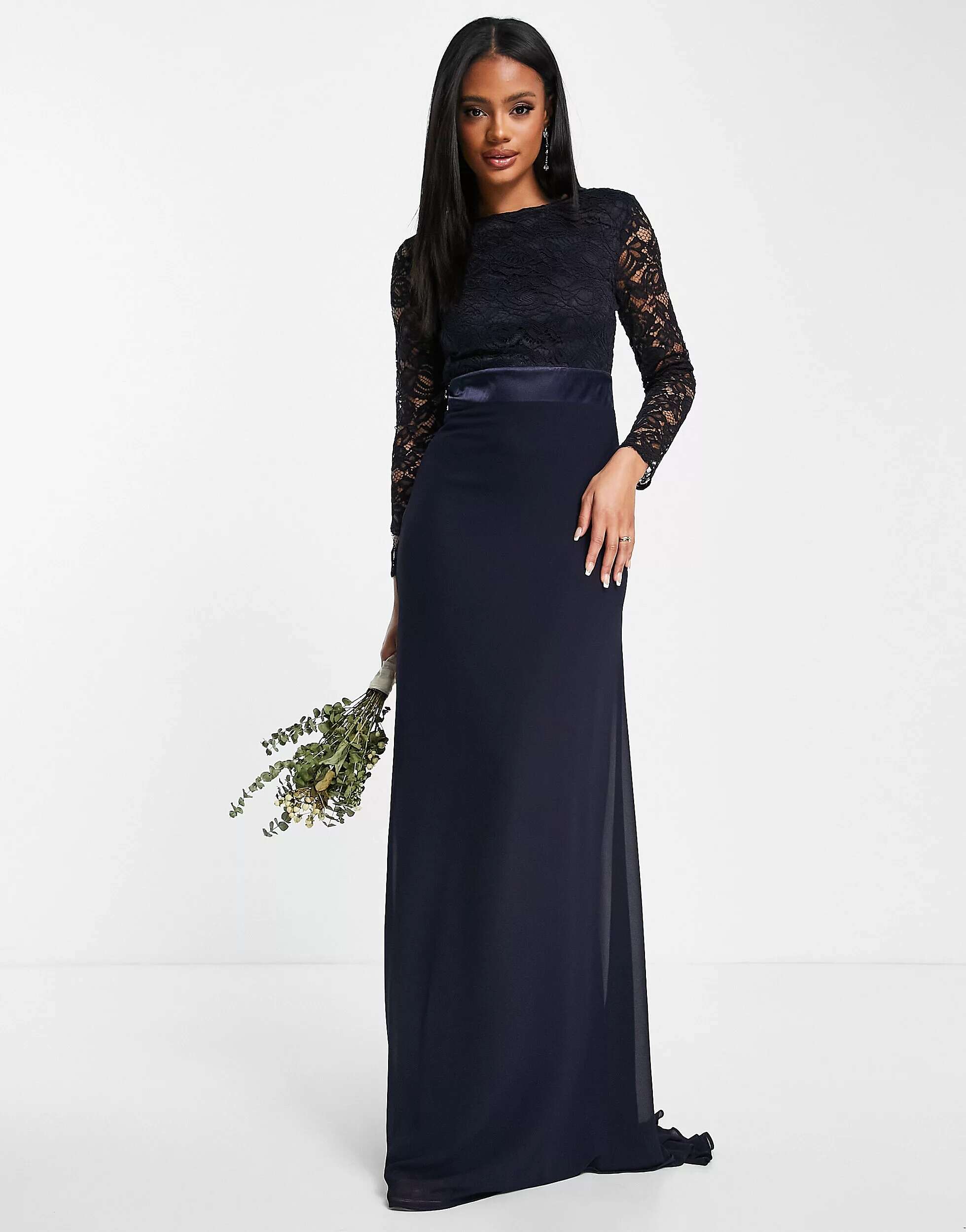 Темно-синее шифоновое платье макси TFNC Bridesmaids с кружевной фестончатой ​​спиной и длинными рукавами