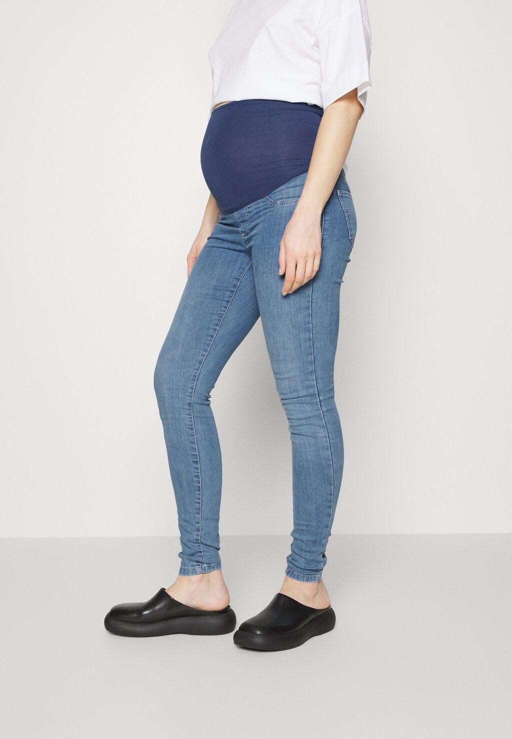 

Джинсы Skinny Fit MAMALICIOUS