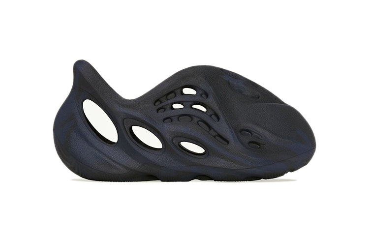 

Сланцы TD Adidas Originals Yeezy Foam Runner, темно-синий