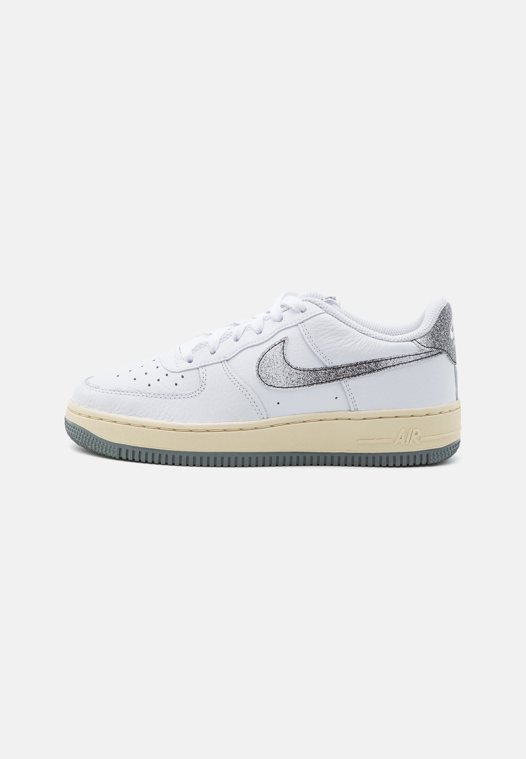 

Низкие кроссовки Air Force 1 Lv8 3 (Gs) Nike, цвет white/smoke grey/beach