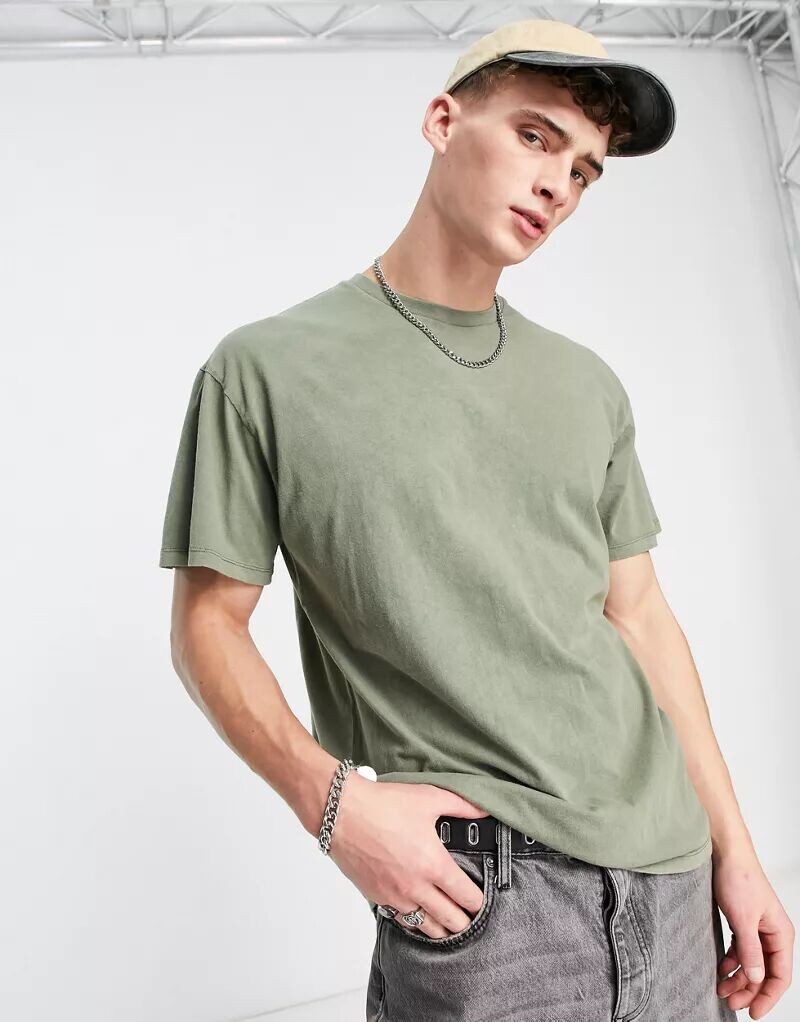 

Футболка оверсайз цвета хаки Reclaimed Vintage Inspired