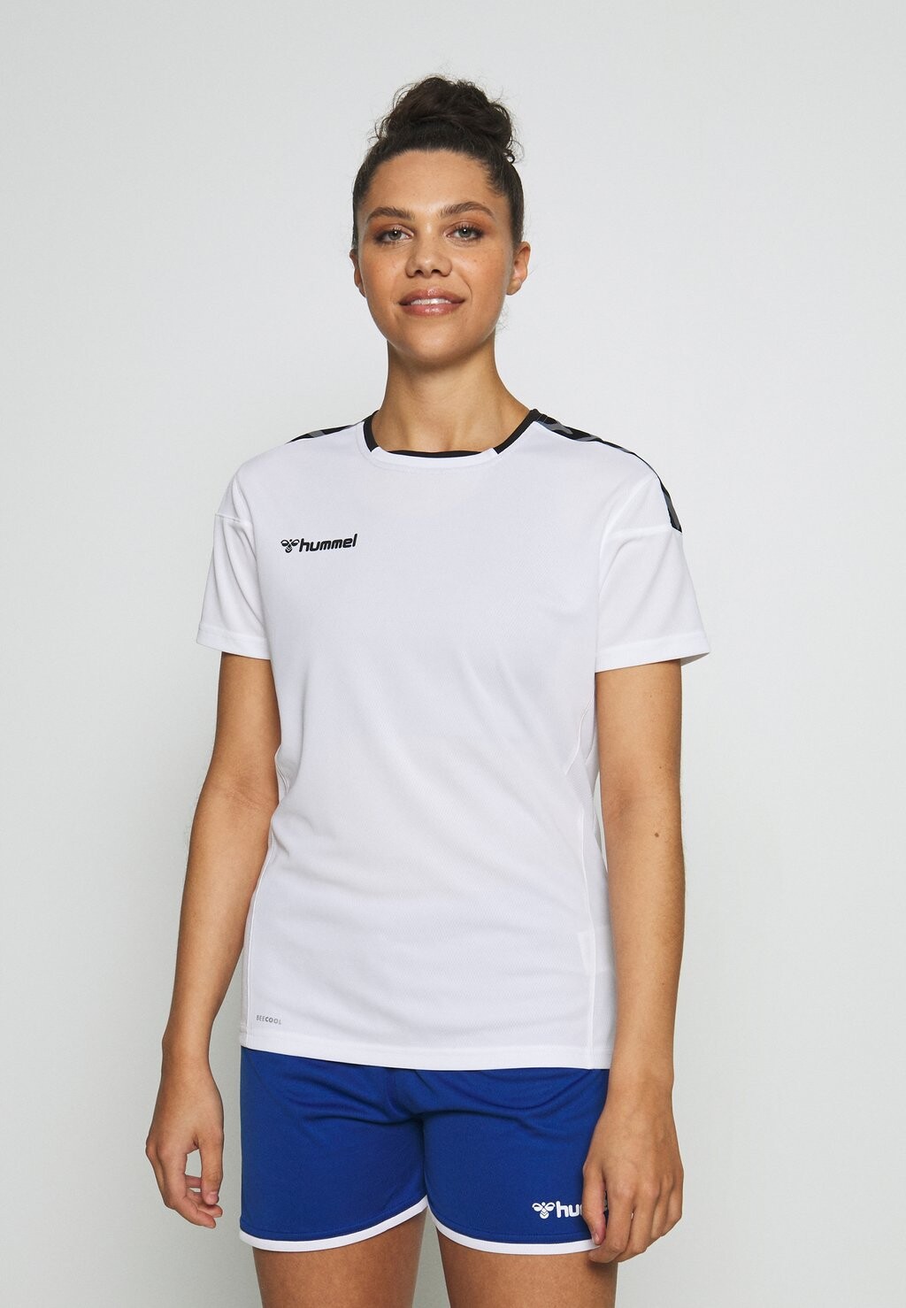

Футболка с принтом Hummel, белый