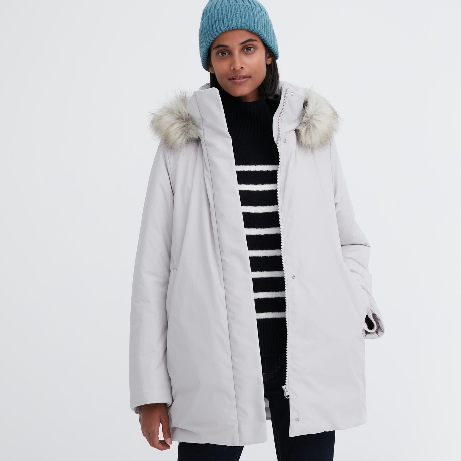 

Пальто UNIQLO пуховое, светло-серый