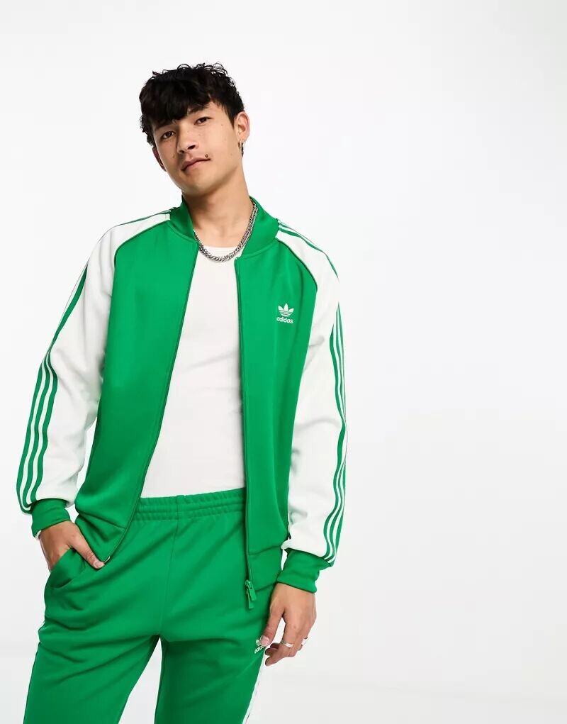 

Зелено-белая спортивная куртка adidas Originals Superstar